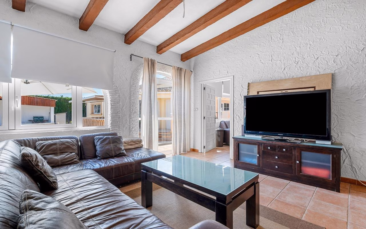 WP849_6 Bedrooms Equestrian Property with Pool, Outside BBQ/Kitchen, Guest House and 3 Box Stable Block_HEREDADES_ROJALES_ALMORADI | White Villas in Spain WhiteVillasInSpain42 6