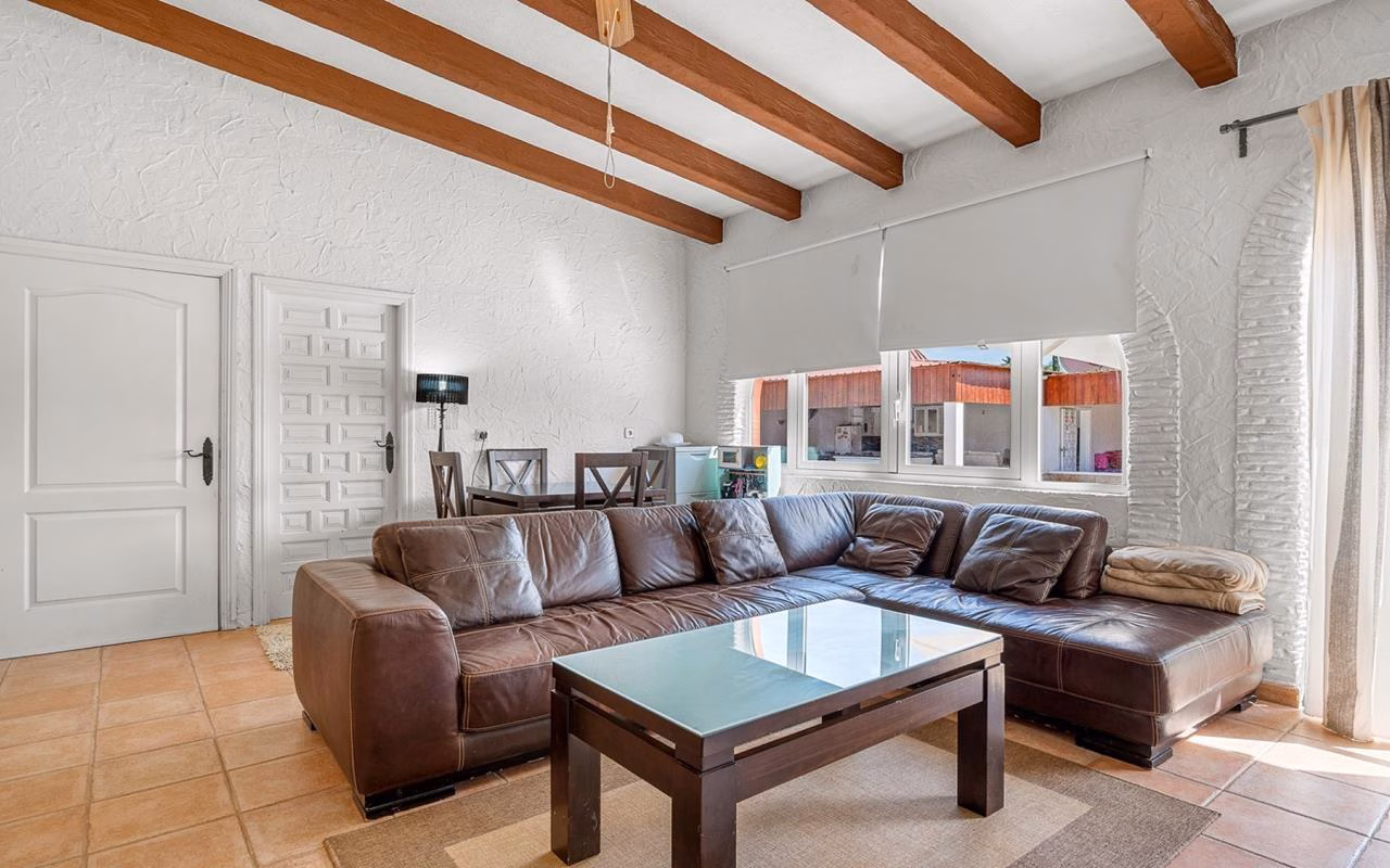 WP849_6 Bedrooms Equestrian Property with Pool, Outside BBQ/Kitchen, Guest House and 3 Box Stable Block_HEREDADES_ROJALES_ALMORADI | White Villas in Spain WhiteVillasInSpain43 6