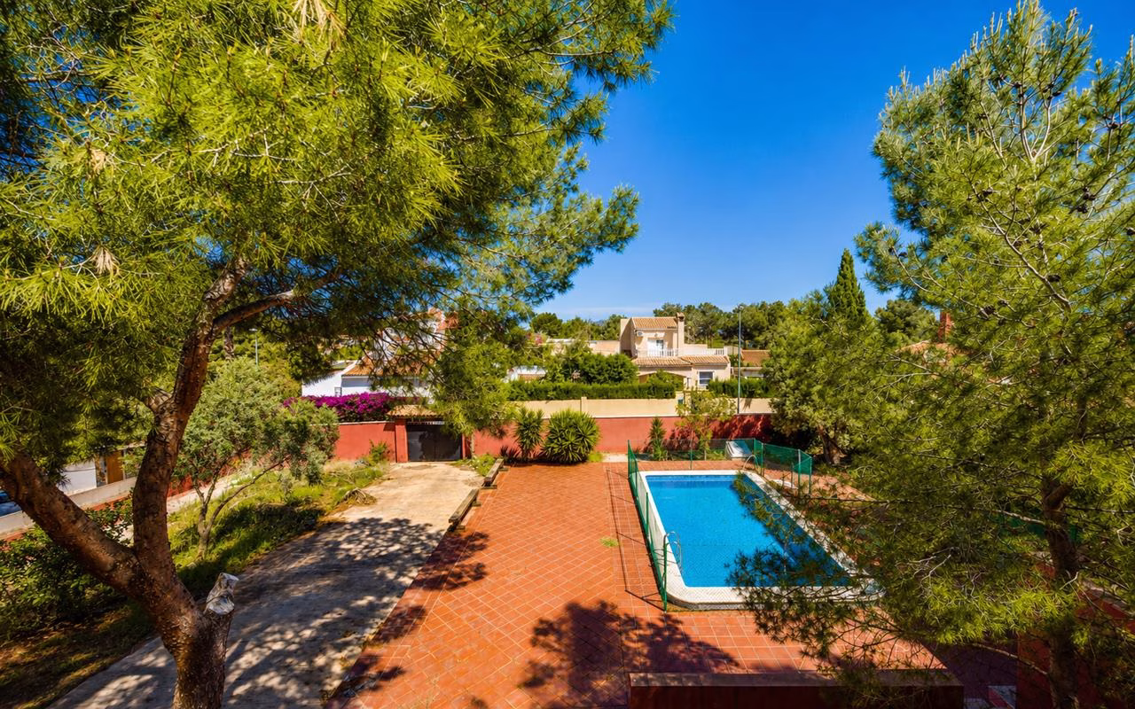 WS5415_5 Bedrooms Detached Villa with Pool, Garage, BBQ/Kitchen and Separate Guest Accommodation_SAN MIGUEL DE SALINAS | White Villas in Spain WhiteVillasInSpain46 4