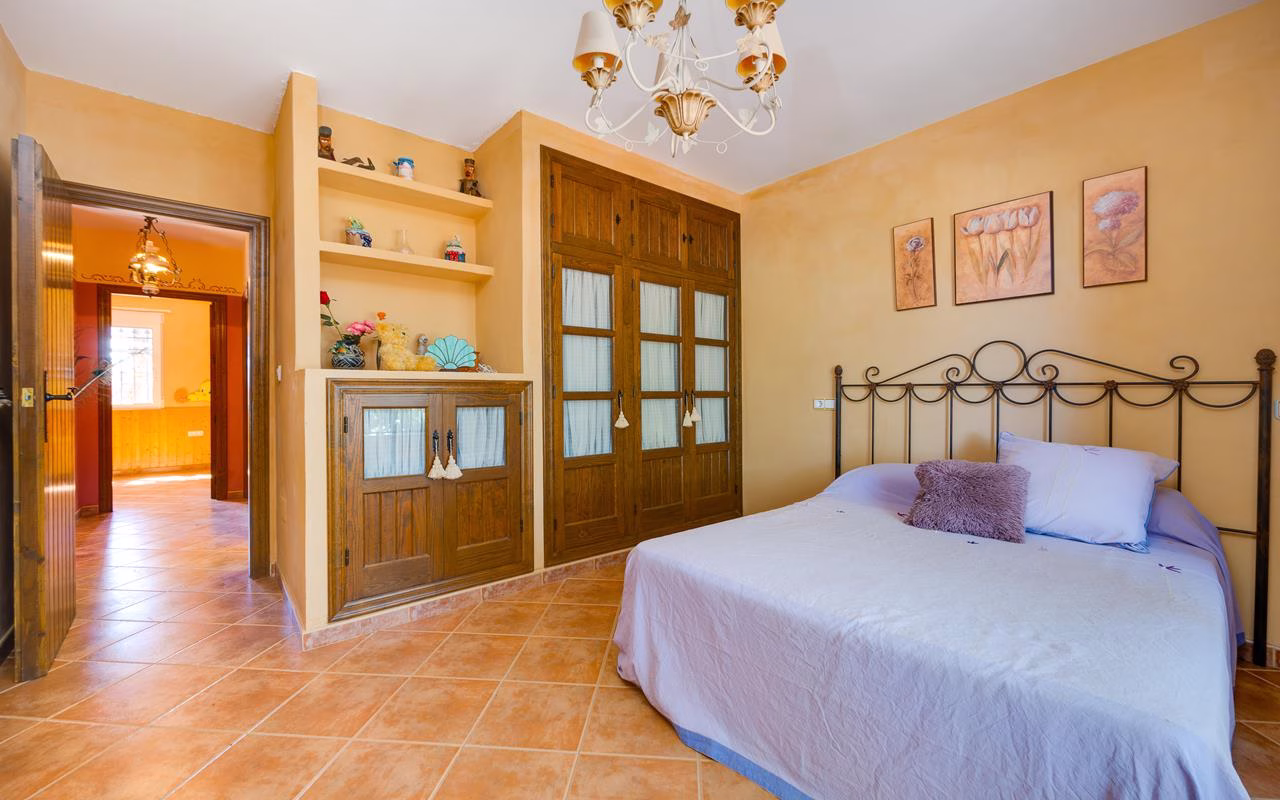 WS5415_5 Bedrooms Detached Villa with Pool, Garage, BBQ/Kitchen and Separate Guest Accommodation_SAN MIGUEL DE SALINAS | White Villas in Spain WhiteVillasInSpain58 3