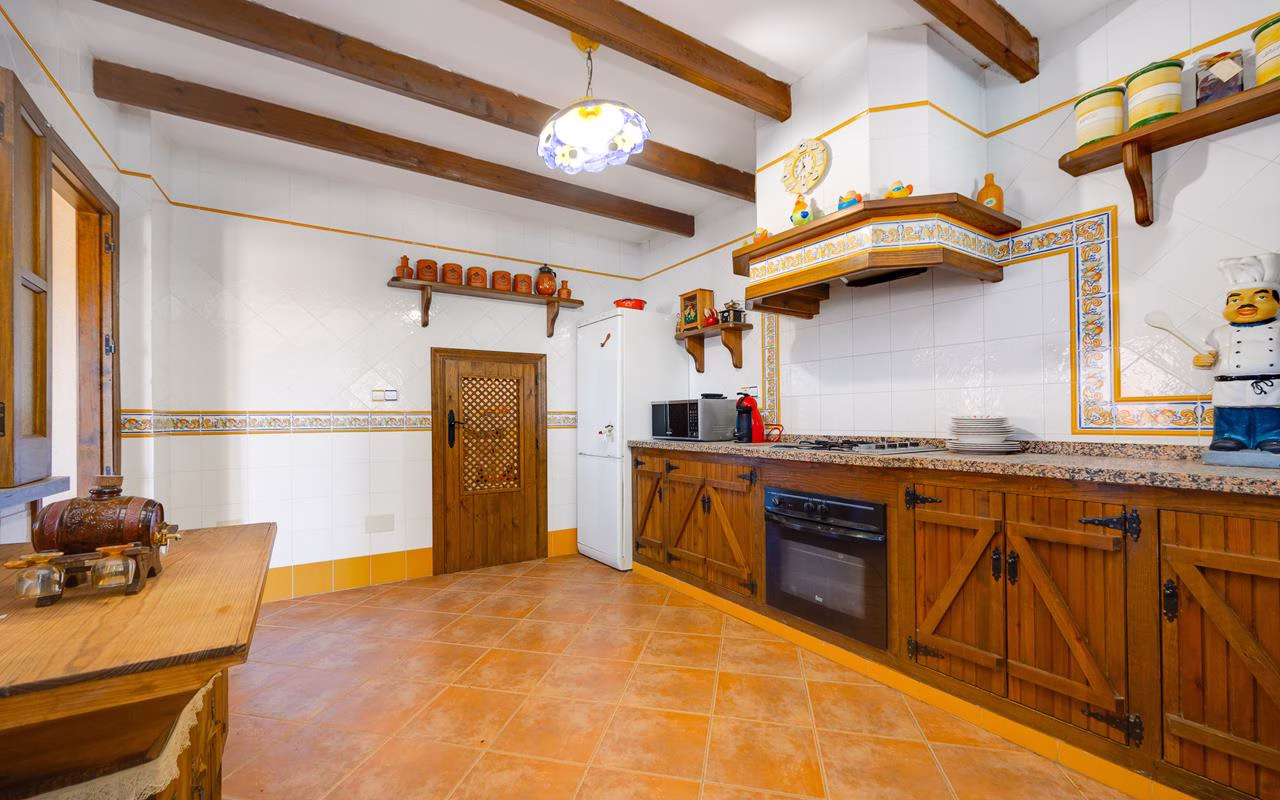 WS5415_5 Bedrooms Detached Villa with Pool, Garage, BBQ/Kitchen and Separate Guest Accommodation_SAN MIGUEL DE SALINAS | White Villas in Spain WhiteVillasInSpain66