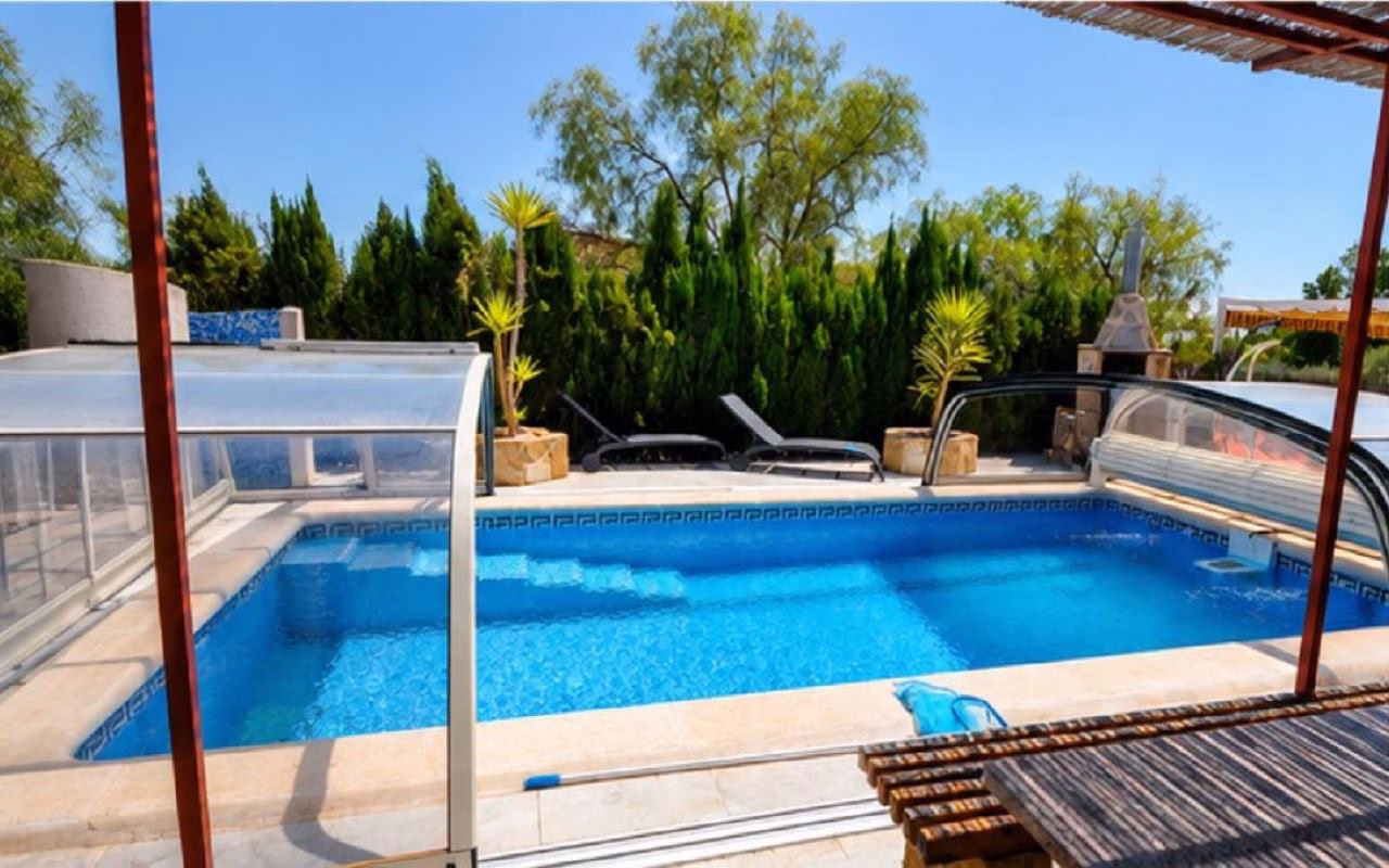 WSL1532_3 Bedrooms Exclusive Country Villa with Private Pool, Jacuzzi, BBQ & 2 Guest Houses_CREVILLENTE | White Villas in Spain 3 Bedrooms Country Villa with Pool Jacuzzi BBQ 11