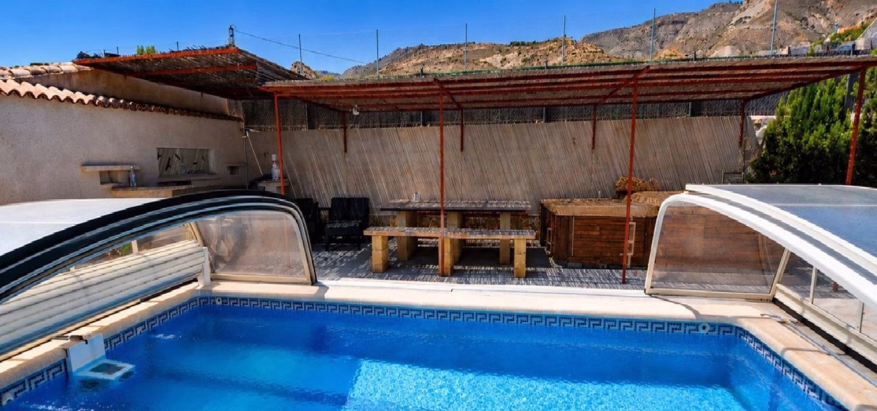 WSL1532_3 Bedrooms Exclusive Country Villa with Private Pool, Jacuzzi, BBQ & 2 Guest Houses_CREVILLENTE | White Villas in Spain 3 Bedrooms Country Villa with Pool Jacuzzi BBQ 13