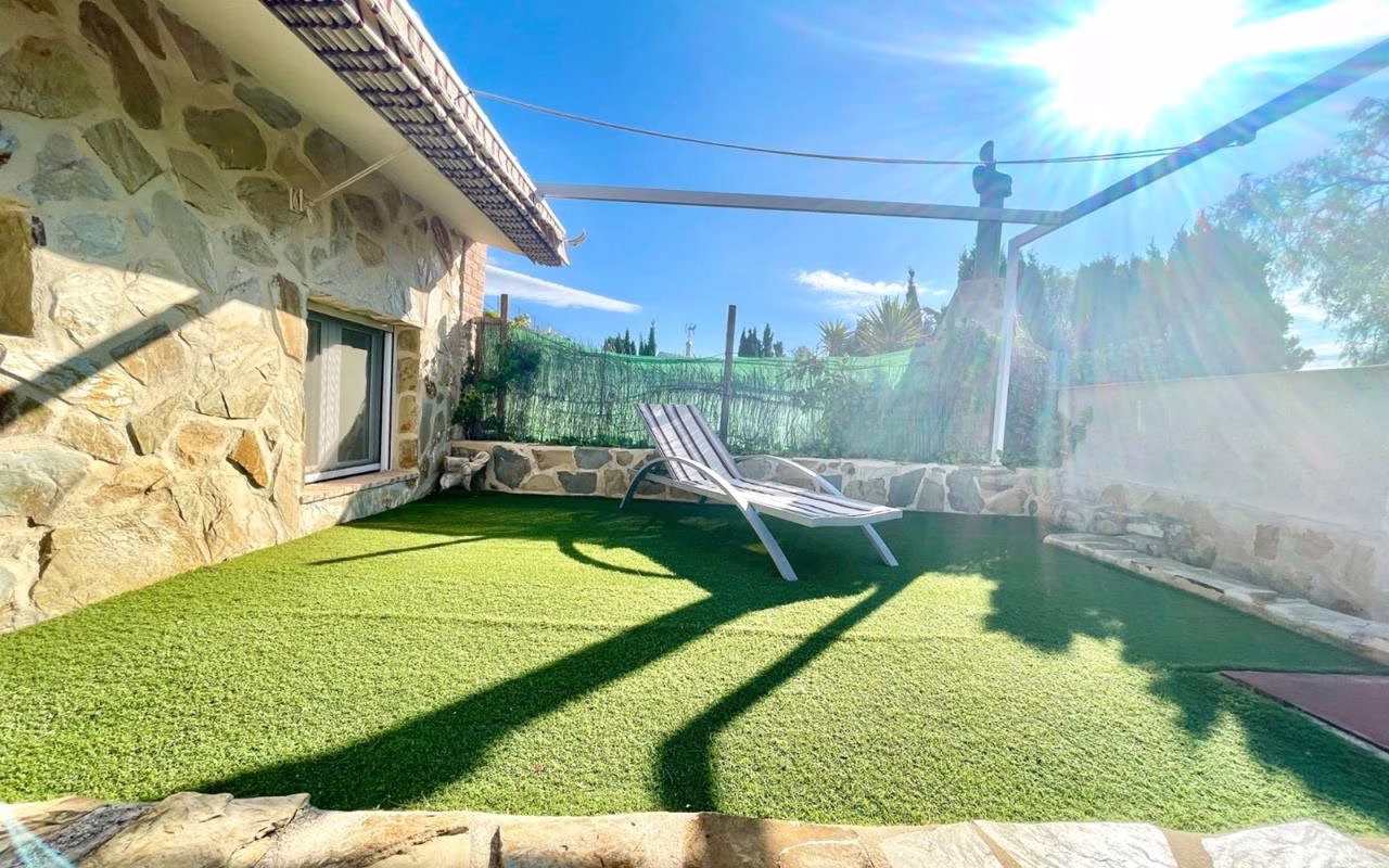 WSL1532_3 Bedrooms Exclusive Country Villa with Private Pool, Jacuzzi, BBQ & 2 Guest Houses_CREVILLENTE | White Villas in Spain Guest House 2 02