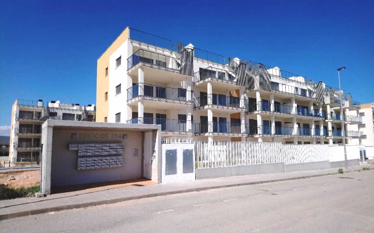 WTi2226_2 Bedrooms Modern Apartment on 2nd Floor with 3 comm. Pools, Lift Access, Parking and Sea views Terrace_VILLAMARTIN_ORIHUELA COSTA | White Villas in Spain WhiteVillasInSpain01 10