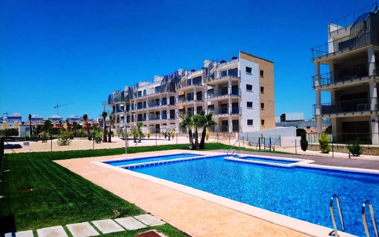 WTi2226_2 Bedrooms Modern Apartment on 2nd Floor with 3 comm. Pools, Lift Access, Parking and Sea views Terrace_VILLAMARTIN_ORIHUELA COSTA | White Villas in Spain WhiteVillasInSpain04 10