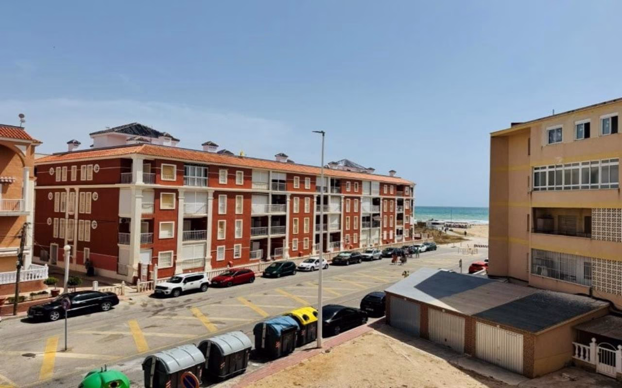 WSM1260_2 Bedrooms Renovated Apartment on 2nd Floor (No Lift), 100m to the Beach_LA MATA_TORREVIEJA | White Villas in Spain WhiteVillasInSpain07 17