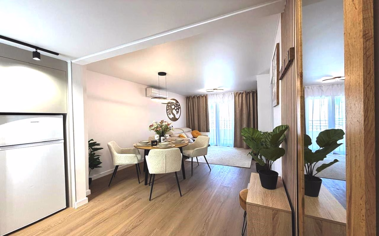 WV2605_2 Bedrooms Renovated Apartment on 1st Floor with comm. Pool, Lift Access and Terrace_TORREVIEJA | White Villas in Spain WhiteVillasInSpain12 22