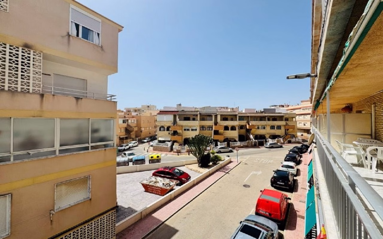 WSM1260_2 Bedrooms Renovated Apartment on 2nd Floor (No Lift), 100m to the Beach_LA MATA_TORREVIEJA | White Villas in Spain WhiteVillasInSpain15 14