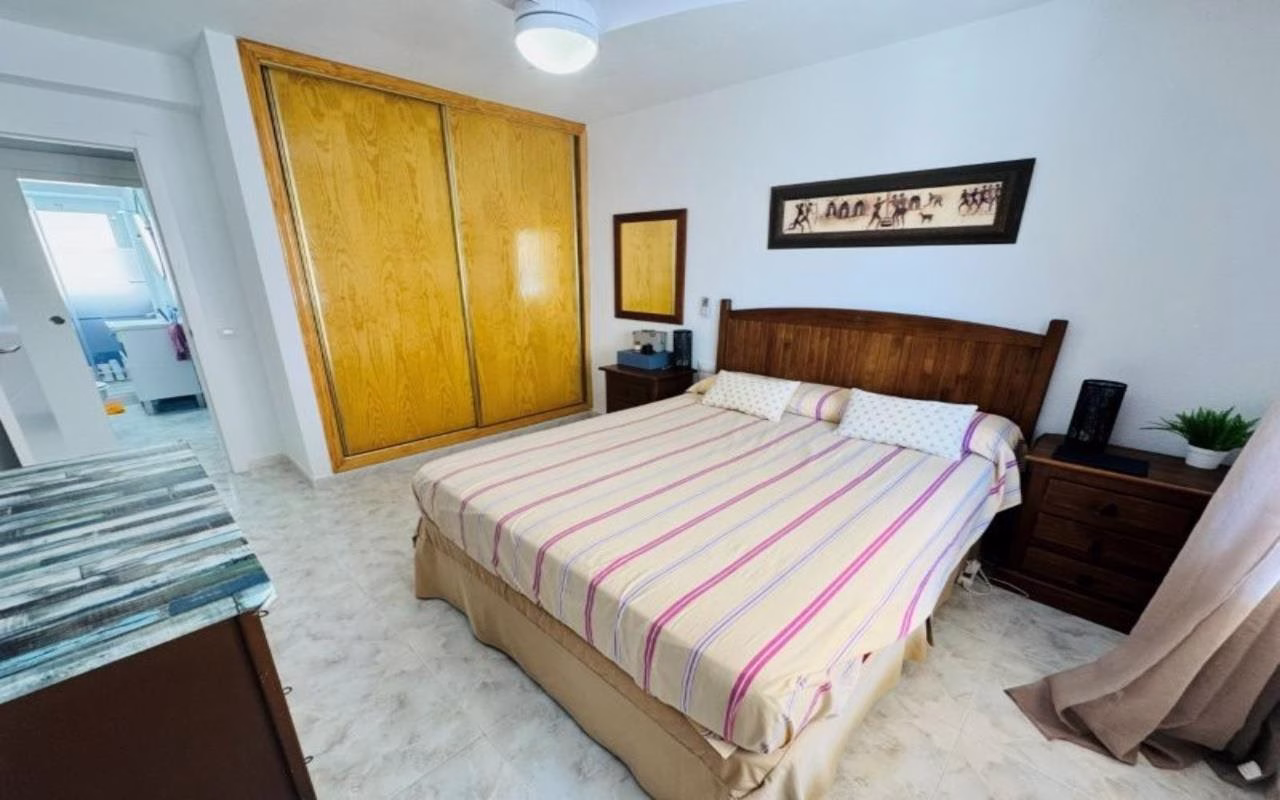 WSM1260_2 Bedrooms Renovated Apartment on 2nd Floor (No Lift), 100m to the Beach_LA MATA_TORREVIEJA | White Villas in Spain WhiteVillasInSpain18 12