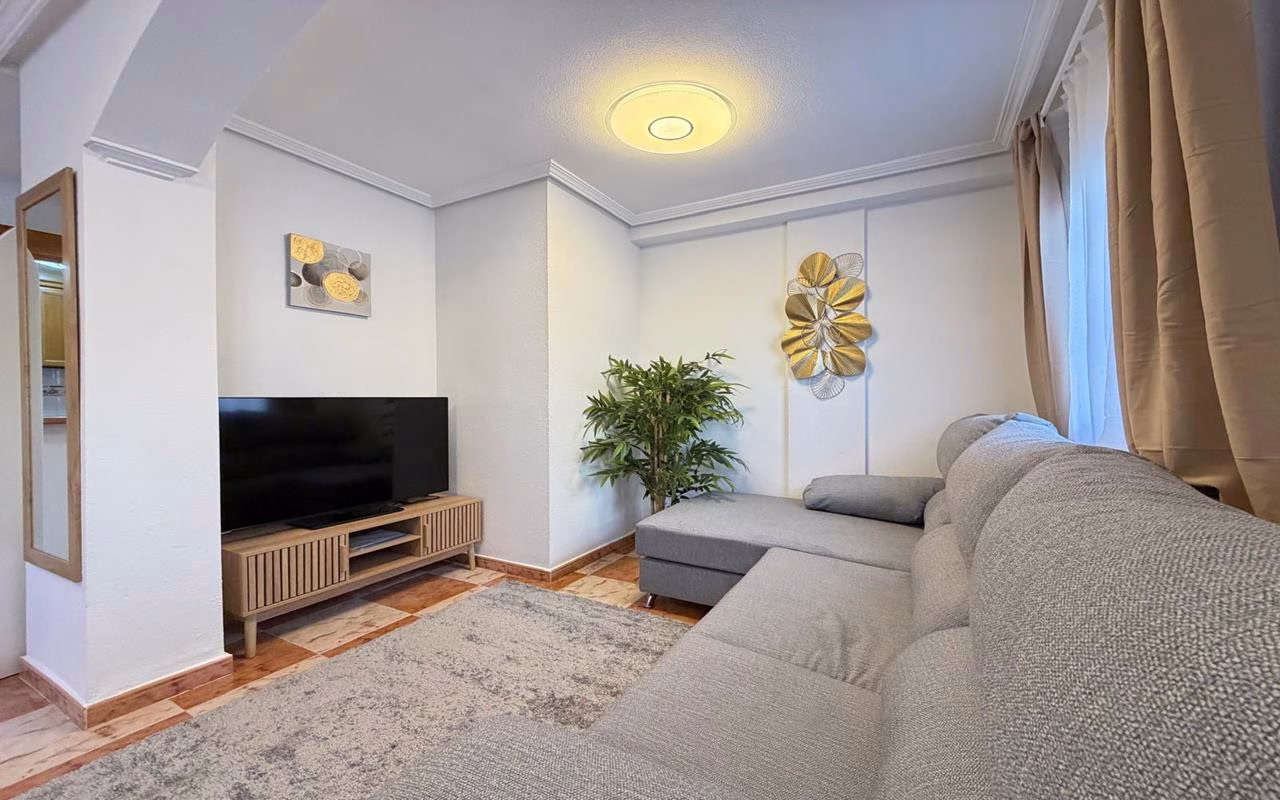 WV2604_2 Bedrooms Corner TownHouse with comm. Pool, Off-Road Parking, Glazed-In Terrace, Parking and Solarium with Sea Views_LAS FILIPINAS_VILLAMARTIN | White Villas in Spain WhiteVillasInSpain20 15