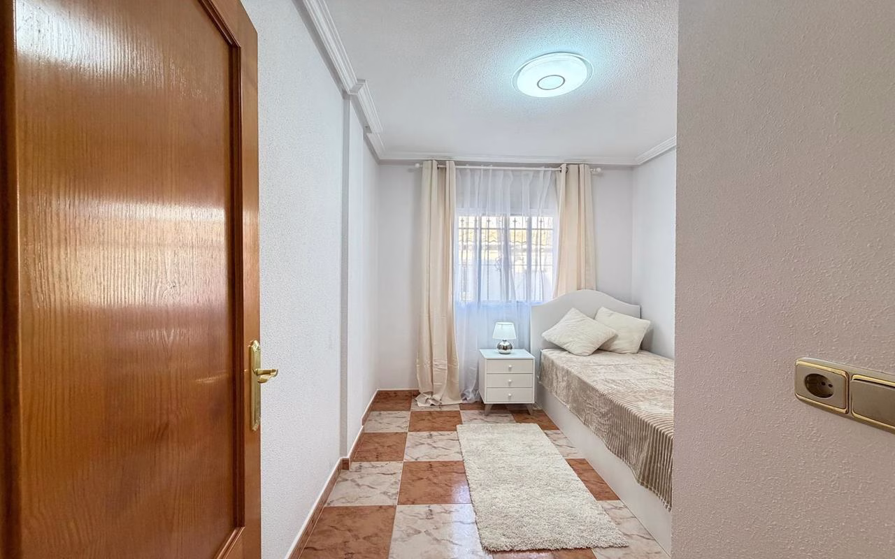 WV2604_2 Bedrooms Corner TownHouse with comm. Pool, Off-Road Parking, Glazed-In Terrace, Parking and Solarium with Sea Views_LAS FILIPINAS_VILLAMARTIN | White Villas in Spain WhiteVillasInSpain29 10