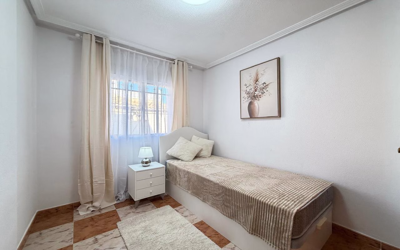 WV2604_2 Bedrooms Corner TownHouse with comm. Pool, Off-Road Parking, Glazed-In Terrace, Parking and Solarium with Sea Views_LAS FILIPINAS_VILLAMARTIN | White Villas in Spain WhiteVillasInSpain30 10