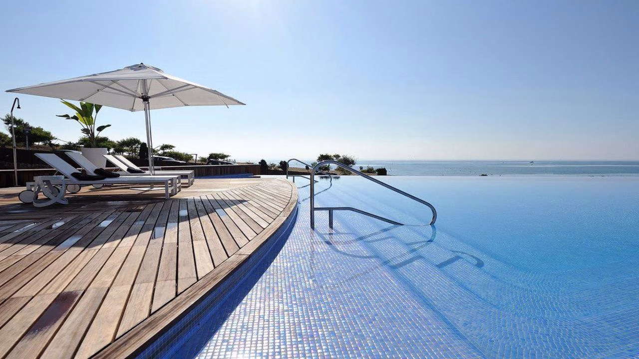 WS5406_2 Bedrooms PentHouse (3rd FL) with comm. Pool, Lift Access, Parking, Storage, Padel and Tennis courts, a Gym and Wellness areas and Sea views Terrace_LAS COLINAS GOLF_ORIHUELA COSTA | White Villas in Spain WhiteVillasInSpain50 2