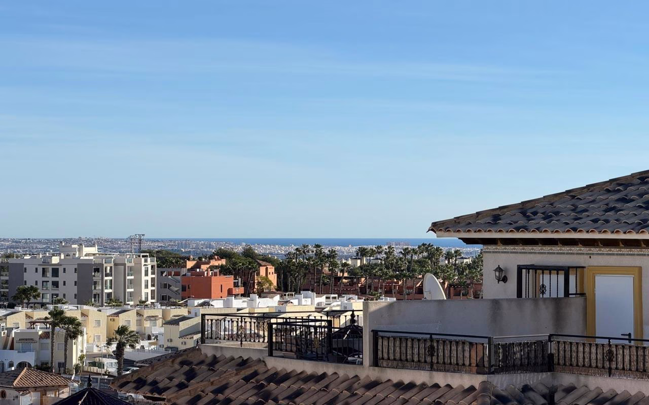 WV2604_2 Bedrooms Corner TownHouse with comm. Pool, Off-Road Parking, Glazed-In Terrace, Parking and Solarium with Sea Views_LAS FILIPINAS_VILLAMARTIN | White Villas in Spain WhiteVillasInSpain55 1