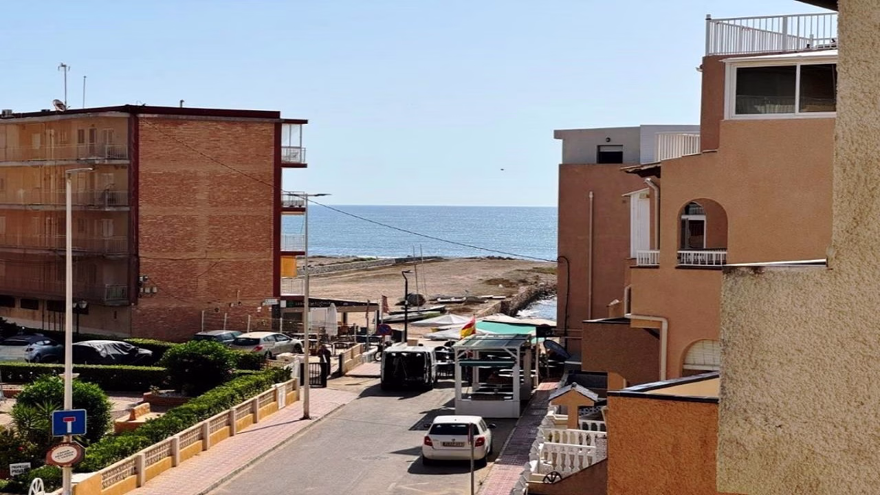 WSM1262_3 Bedrooms Duplex Apartment on 2nd Floor (NO Lift) with Terrace and Solarium, 100m to the Beach_LA MATA_TORREVIEJA | White Villas in Spain WSM1262