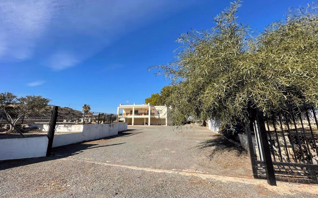Ref: WAC0561 — ASPE – 5 Bedrooms Country Villa with Pool, Garage, Terrace and BBQ on a 58000m² Plot | White Villas in Spain WhiteVillasInSpain01 26