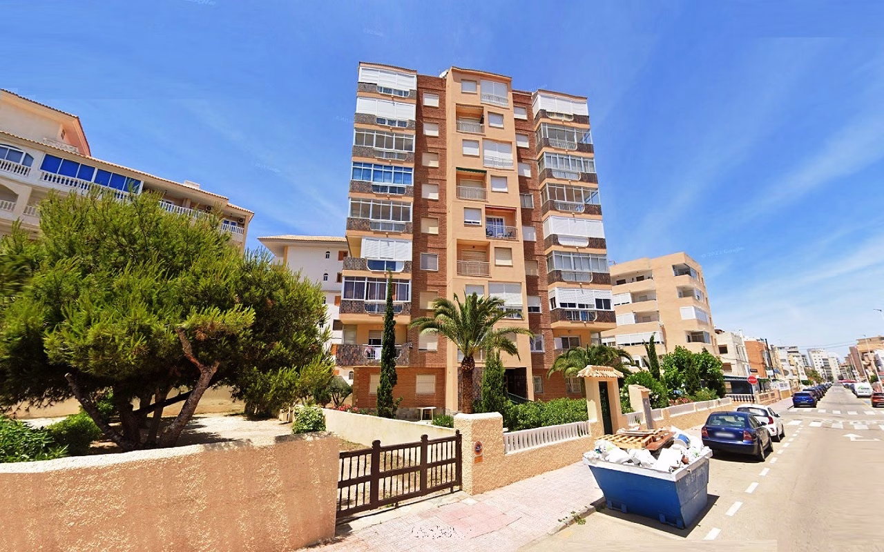 WS5411_2 Bedrooms Apartment on 4th Floor with Lift Access, Parking, Glazed-in Terrace and Solarium, 250m to the Beach_LA MATA_TORREVIEJA | White Villas in Spain WhiteVillasInSpain03 4