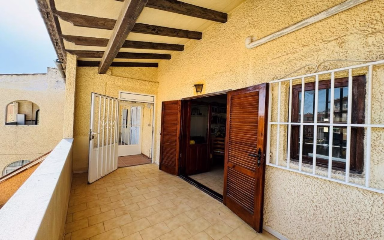 WSM1262_3 Bedrooms Duplex Apartment on 2nd Floor (NO Lift) with Terrace and Solarium, 100m to the Beach_LA MATA_TORREVIEJA | White Villas in Spain WhiteVillasInSpain03 8