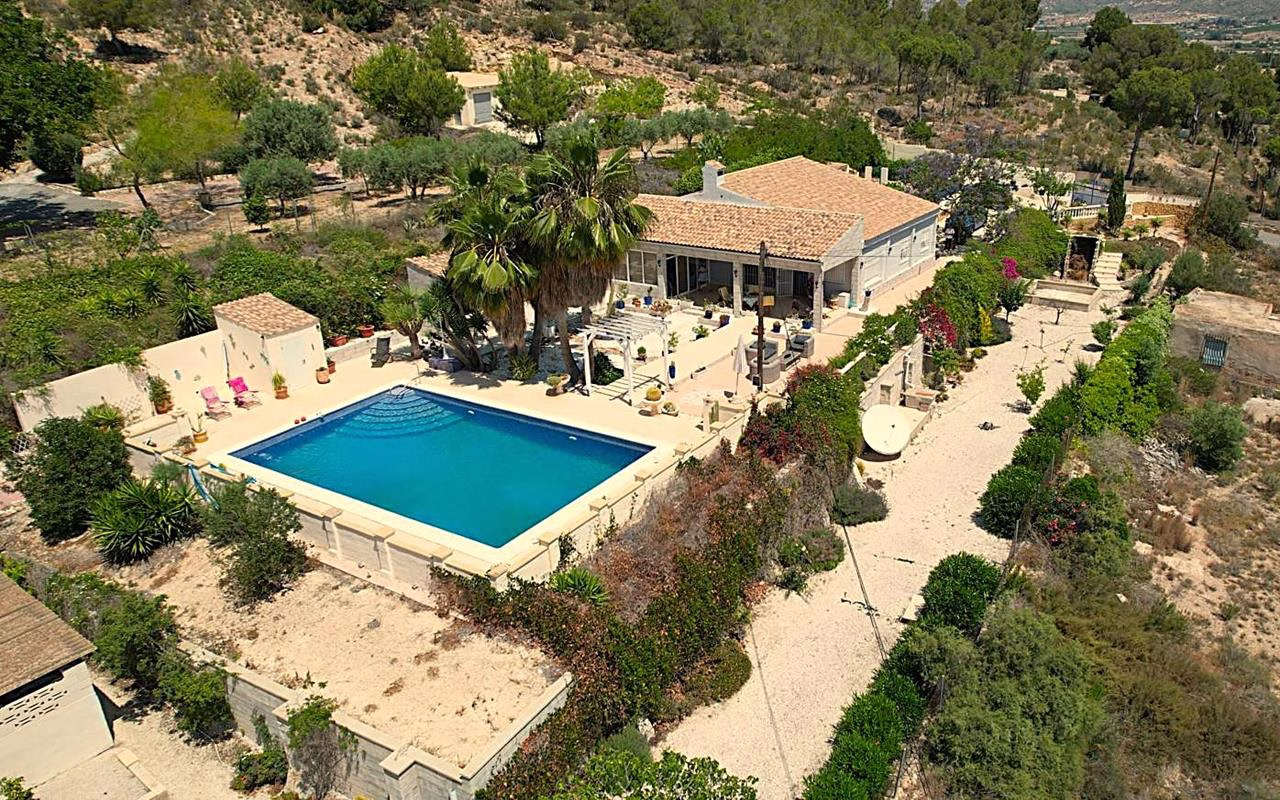 Ref: WAC0581 — ASPE – 4 Bedrooms Country Villa with Pool, Bar, BBQ, Glazed-in Lounge/Terrace and Off-Road Parking. | White Villas in Spain WhiteVillasInSpain04 24