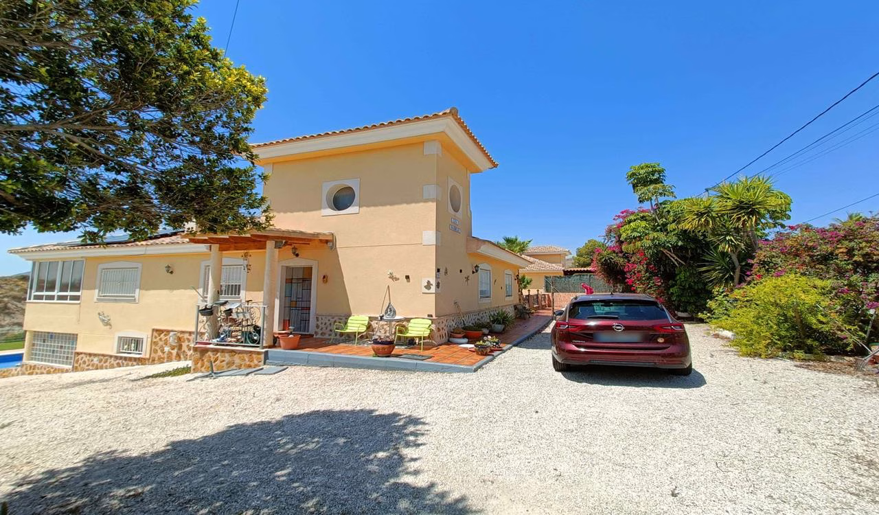 Ref: WV2610 — EL SALADO – 5 Bedrooms Detached Country Villa with Pool, Glazed-in Terrace and Guest House_ABANILLA | White Villas in Spain WhiteVillasInSpain04 30