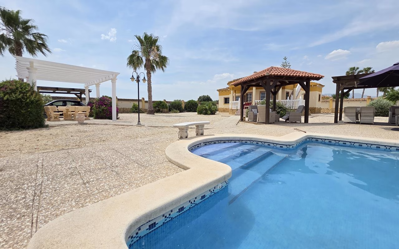 WVV5370_4 Bedrooms Country Villa with Pool, Carport, BBQ, 2 Chill-out Pergolas, Storage shed and Solarium_CATRAL | White Villas in Spain WhiteVillasInSpain05 12