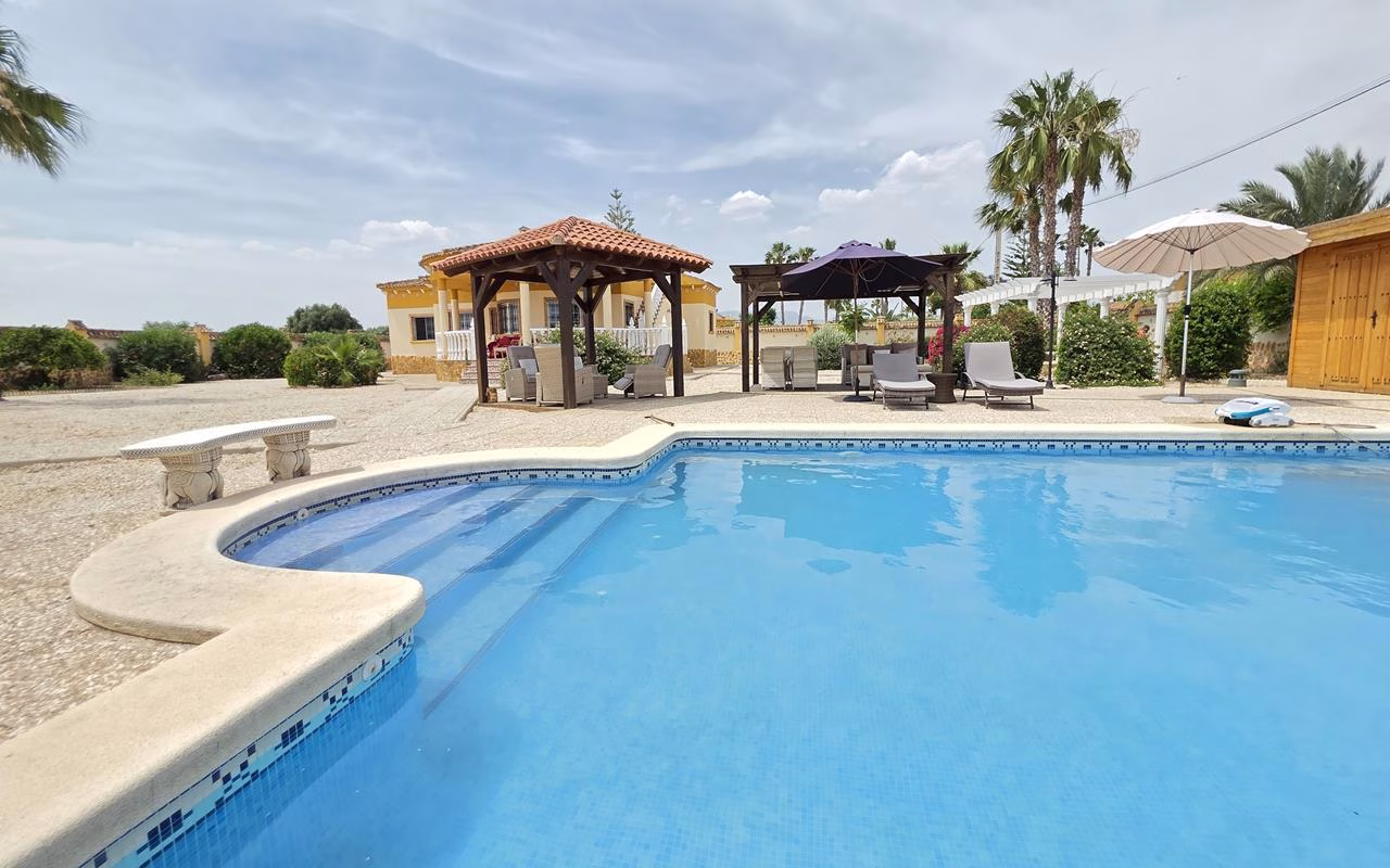 WVV5370_4 Bedrooms Country Villa with Pool, Carport, BBQ, 2 Chill-out Pergolas, Storage shed and Solarium_CATRAL | White Villas in Spain WhiteVillasInSpain06 12
