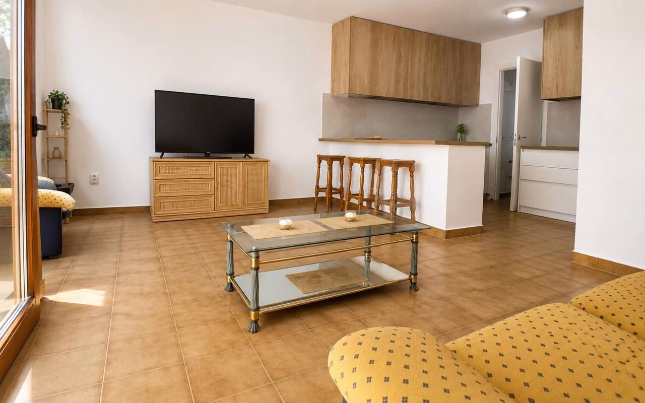 Ref: WTi3226 — PLAYA FLAMENCA – 3 Bedrooms Corner TownHouse with Front Terrace, Storage room and Parking, 500m to the Beach | White Villas in Spain WhiteVillasInSpain06 41