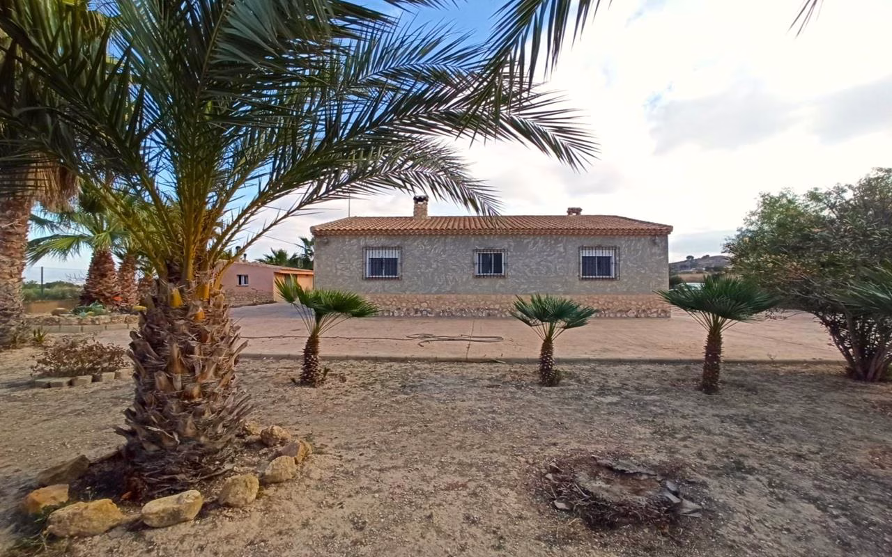 Ref: WAC0463 — ASPE – 4 Bedrooms Country Villa with Pool, Carport and BBQ/Kitchen | White Villas in Spain WhiteVillasInSpain07 20