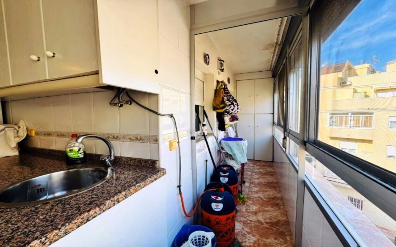 WSM1263_2 Bedrooms Apartment on 4th Floor (NO Lift) with Sea Views Terrace, 100m to the Beach_LA MATA, TORREVIEJA | White Villas in Spain WhiteVillasInSpain08 14