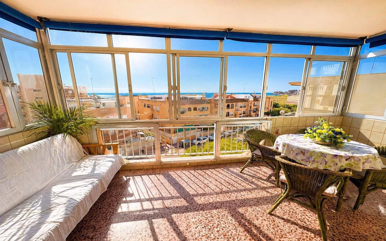 WS5411_2 Bedrooms Apartment on 4th Floor with Lift Access, Parking, Glazed-in Terrace and Solarium, 250m to the Beach_LA MATA_TORREVIEJA | White Villas in Spain WhiteVillasInSpain08 4