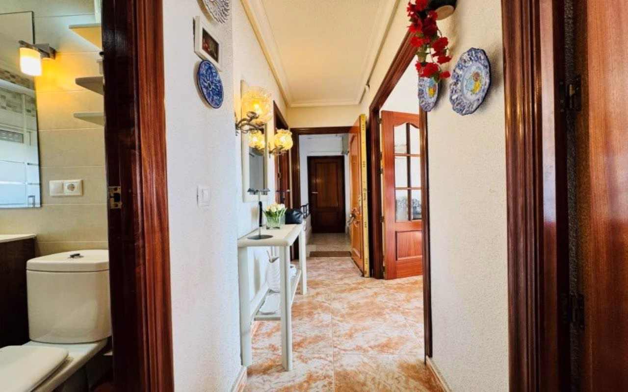 WSM1263_2 Bedrooms Apartment on 4th Floor (NO Lift) with Sea Views Terrace, 100m to the Beach_LA MATA, TORREVIEJA | White Villas in Spain WhiteVillasInSpain10 14