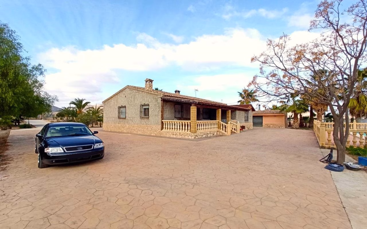 Ref: WAC0463 — ASPE – 4 Bedrooms Country Villa with Pool, Carport and BBQ/Kitchen | White Villas in Spain WhiteVillasInSpain10 20