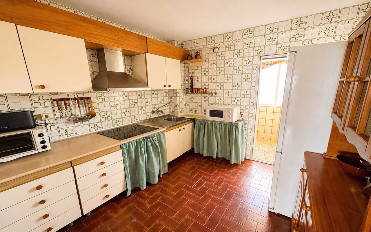 WS5411_2 Bedrooms Apartment on 4th Floor with Lift Access, Parking, Glazed-in Terrace and Solarium, 250m to the Beach_LA MATA_TORREVIEJA | White Villas in Spain WhiteVillasInSpain10 4