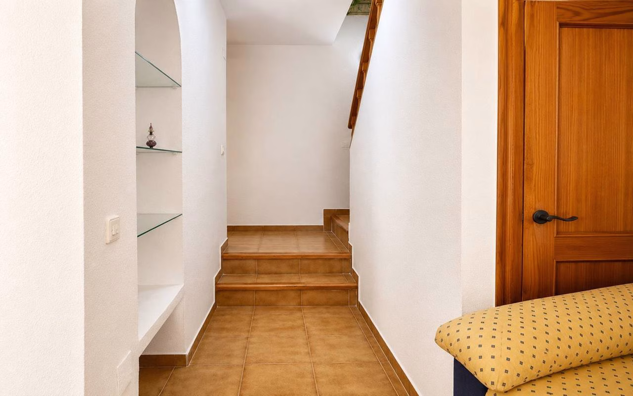 Ref: WTi3226 — PLAYA FLAMENCA – 3 Bedrooms Corner TownHouse with Front Terrace, Storage room and Parking, 500m to the Beach | White Villas in Spain WhiteVillasInSpain10 41