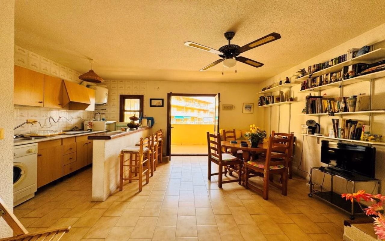 WSM1262_3 Bedrooms Duplex Apartment on 2nd Floor (NO Lift) with Terrace and Solarium, 100m to the Beach_LA MATA_TORREVIEJA | White Villas in Spain WhiteVillasInSpain10 8