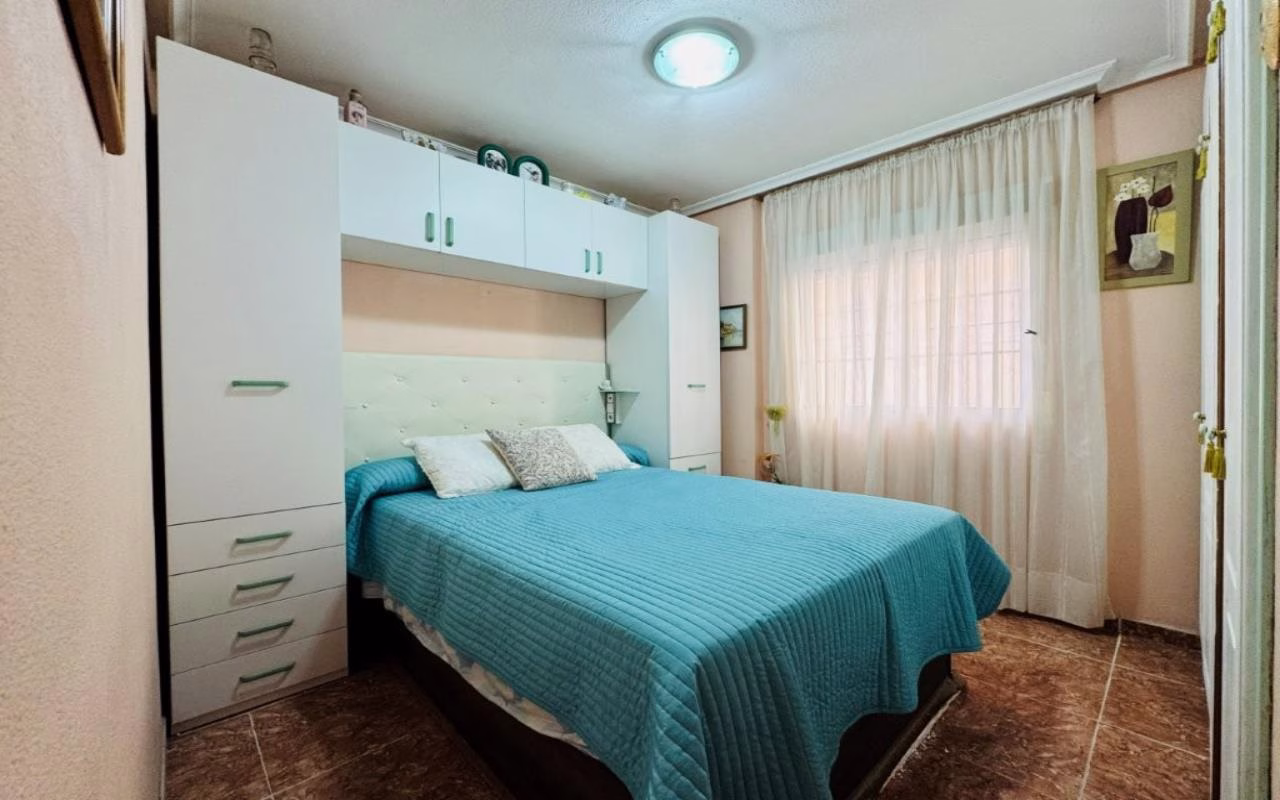 Ref: WSM1266 — LA MATA – 2 Bedrooms Town Centre Apartment on Ground Floor, 200m to the Beach_TORREVIEJA | White Villas in Spain WhiteVillasInSpain11 34