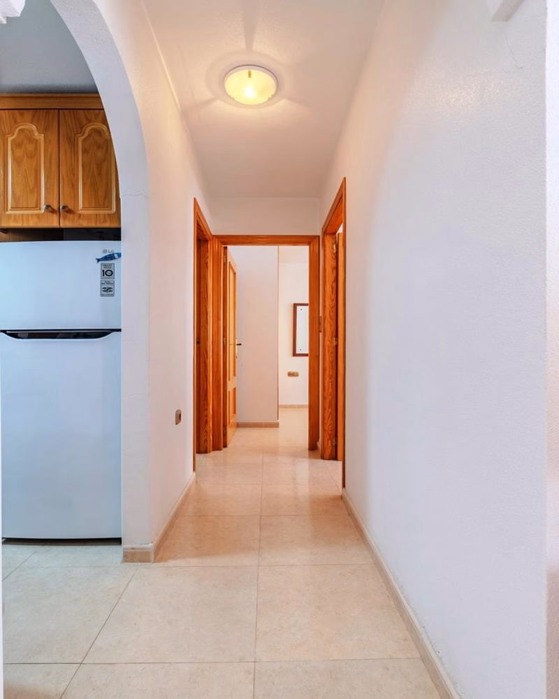 Ref: WV2611 — TORREVIEJA – 2 Bedrooms Town centre Apartment on 1st Floor with Lift Access, 1Km to the Beach | White Villas in Spain WhiteVillasInSpain11 39