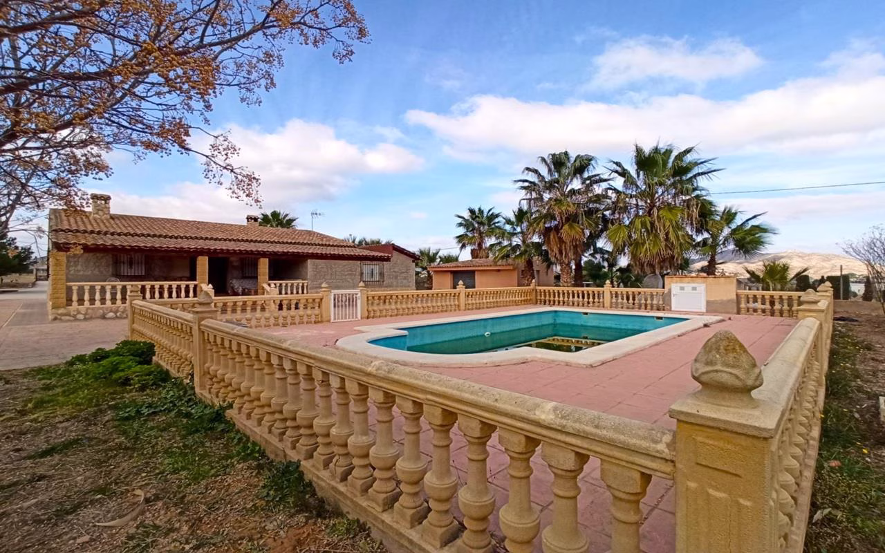 Ref: WAC0463 — ASPE – 4 Bedrooms Country Villa with Pool, Carport and BBQ/Kitchen | White Villas in Spain WhiteVillasInSpain12 20