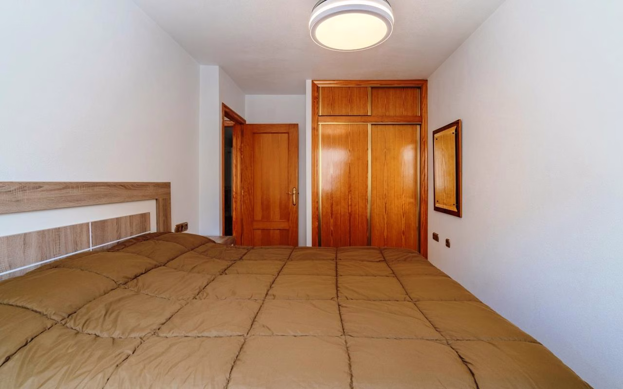 Ref: WV2611 — TORREVIEJA – 2 Bedrooms Town centre Apartment on 1st Floor with Lift Access, 1Km to the Beach | White Villas in Spain WhiteVillasInSpain12 39