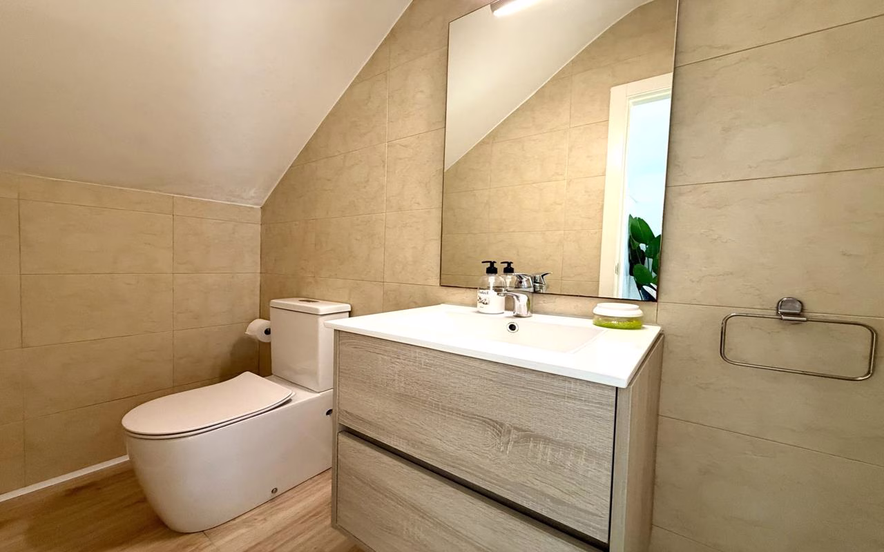 WV2608_2 Bedrooms TownHouse with comm. Pool, Glazed-in Terrace, Front and Back Garden, BBQ and Solarium_VILLAMARTIN | White Villas in Spain WhiteVillasInSpain13 7