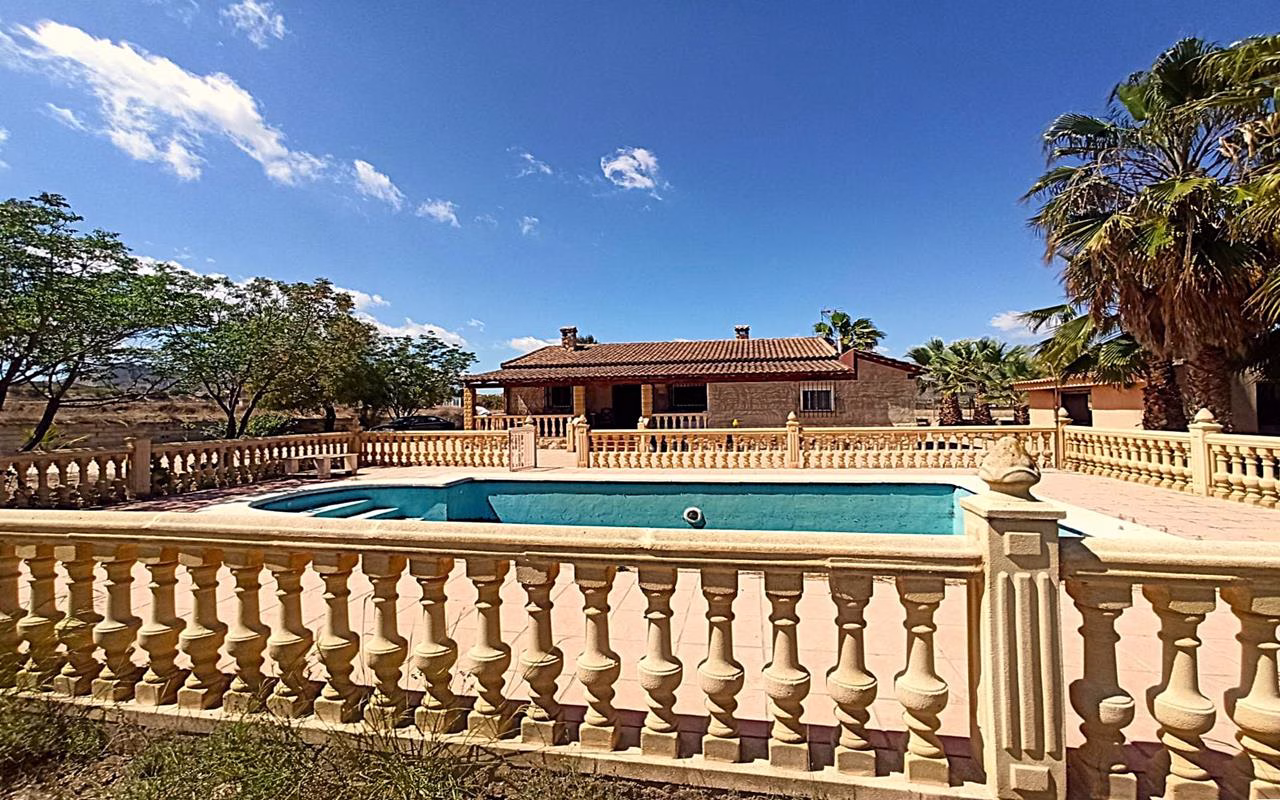 Ref: WAC0463 — ASPE – 4 Bedrooms Country Villa with Pool, Carport and BBQ/Kitchen | White Villas in Spain WhiteVillasInSpain14 20