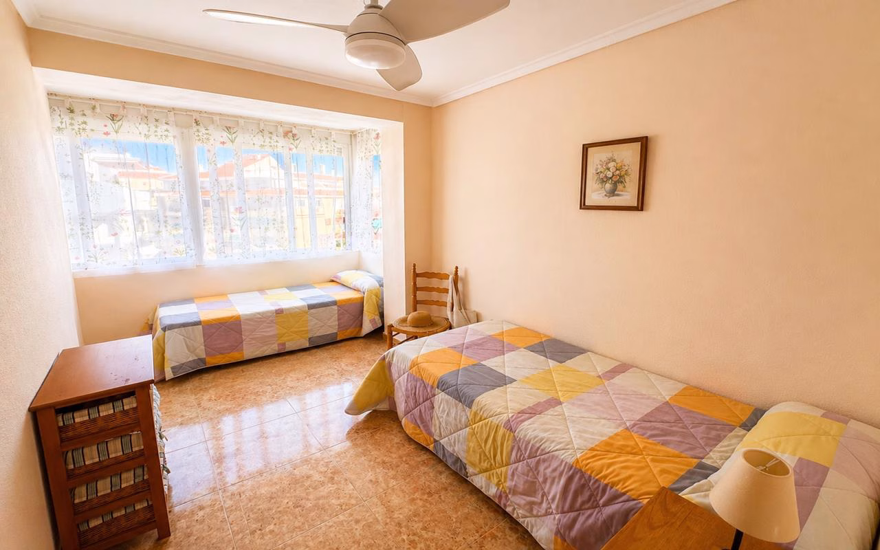 WS5411_2 Bedrooms Apartment on 4th Floor with Lift Access, Parking, Glazed-in Terrace and Solarium, 250m to the Beach_LA MATA_TORREVIEJA | White Villas in Spain WhiteVillasInSpain14 4