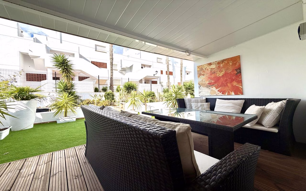 WV2608_2 Bedrooms TownHouse with comm. Pool, Glazed-in Terrace, Front and Back Garden, BBQ and Solarium_VILLAMARTIN | White Villas in Spain WhiteVillasInSpain14 7