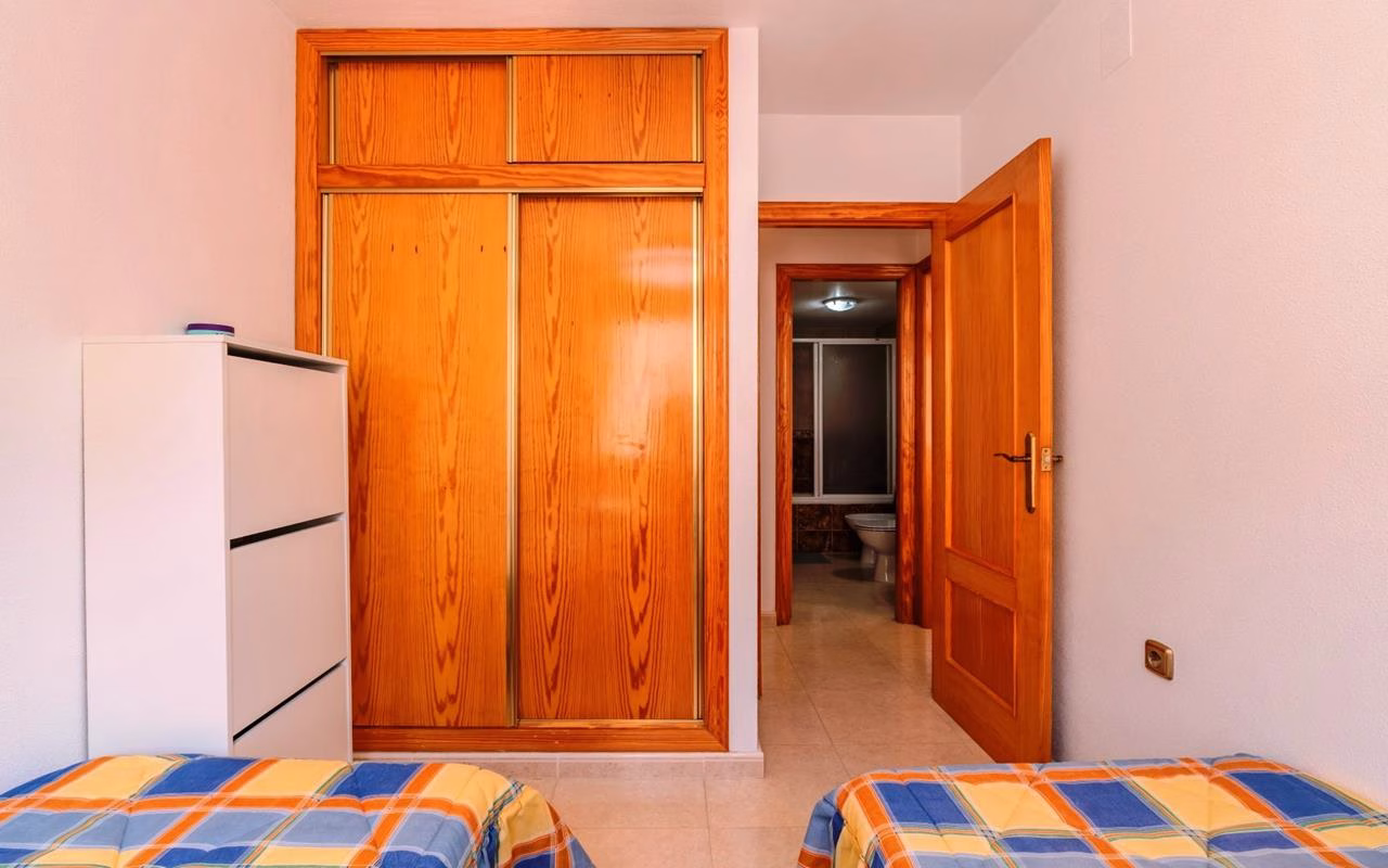 Ref: WV2611 — TORREVIEJA – 2 Bedrooms Town centre Apartment on 1st Floor with Lift Access, 1Km to the Beach | White Villas in Spain WhiteVillasInSpain15 38