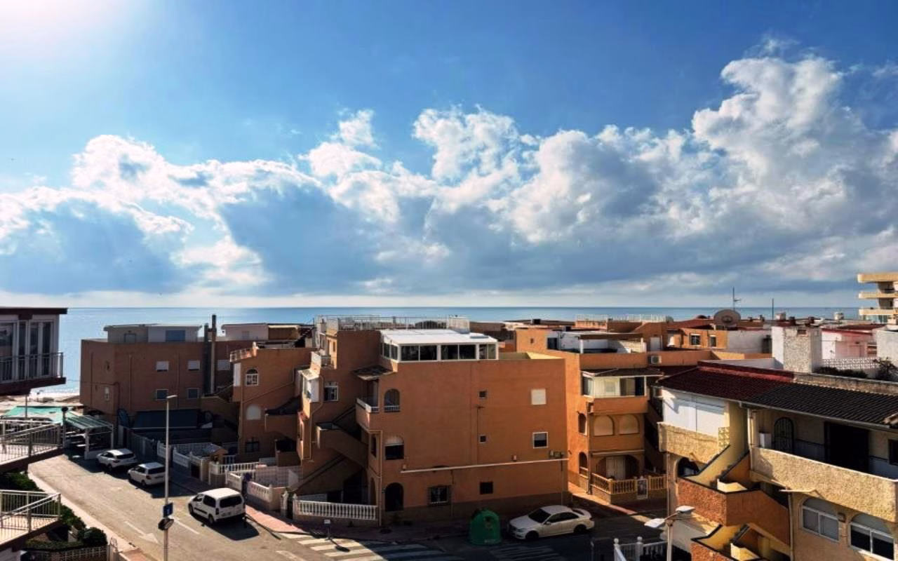 WSM1263_2 Bedrooms Apartment on 4th Floor (NO Lift) with Sea Views Terrace, 100m to the Beach_LA MATA, TORREVIEJA | White Villas in Spain WhiteVillasInSpain16 14