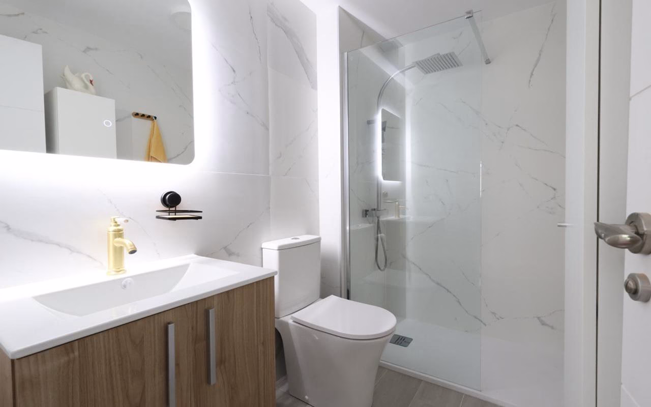 Ref: WIH3020 — LOS BALCONES – 1 Bedroom fully renovated, furnished and equipped Bungalow with comm. Pool, Front Terrace, Tennis and Pool Bar_TORREVIEJA | White Villas in Spain WhiteVillasInSpain17 29