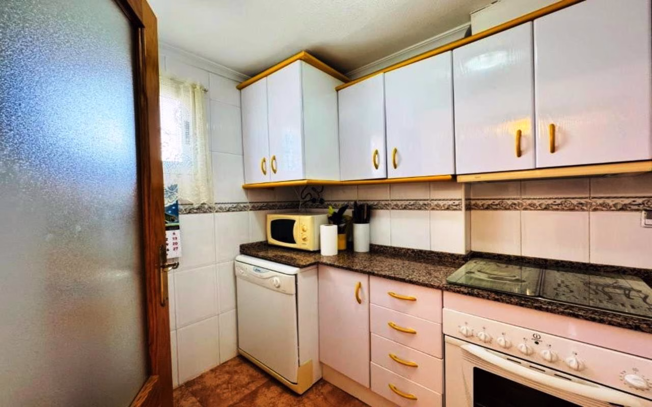 Ref: WSM1264 — TORREVIEJA – 2 Bedrooms Apartment on 8th Floor with Sea Views, Lift Access, 2 comm. Pools, Childrens playground and Parking | White Villas in Spain WhiteVillasInSpain19 21