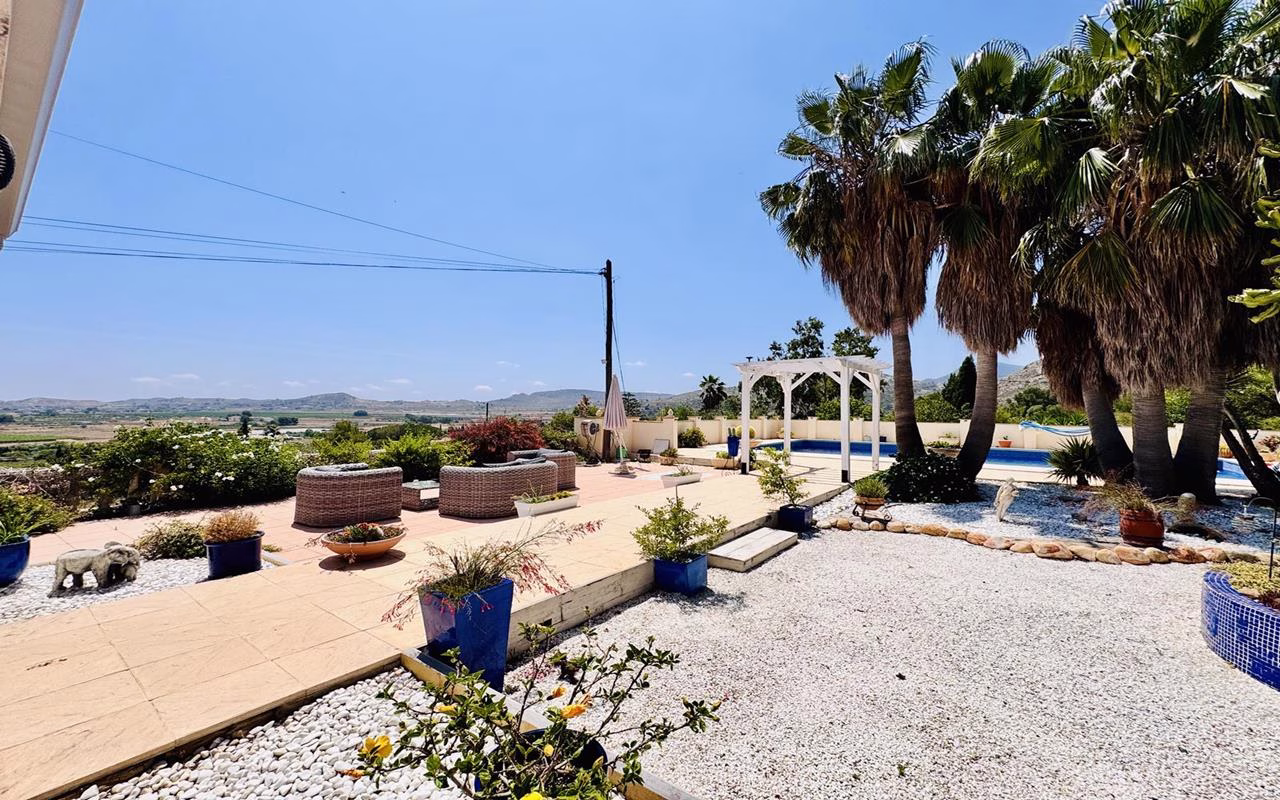 Ref: WAC0581 — ASPE – 4 Bedrooms Country Villa with Pool, Bar, BBQ, Glazed-in Lounge/Terrace and Off-Road Parking. | White Villas in Spain WhiteVillasInSpain34 8
