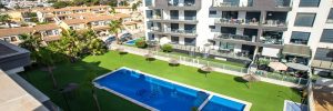 2 Bedrooms Modern PentHouse with Lift Access, comm. Pool, Parking and Solarium - VILLAMARTIN